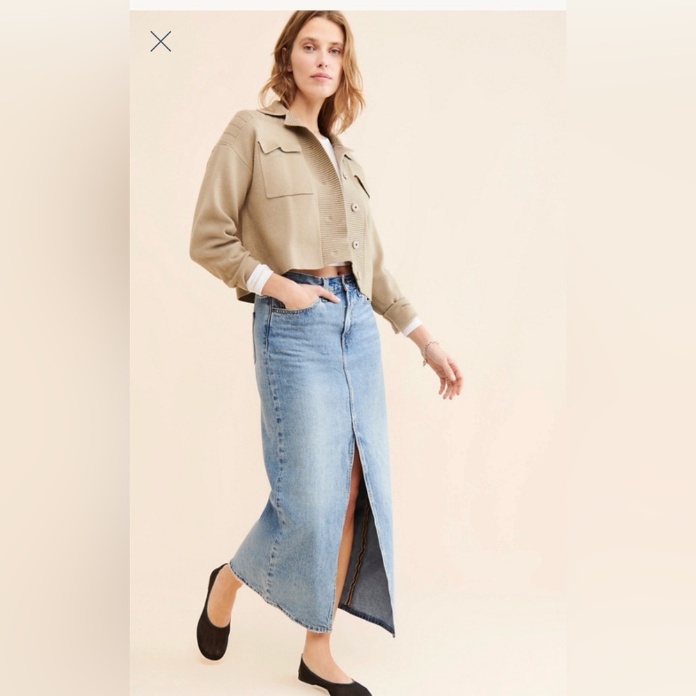 Levi’s Ankle Column Skirt